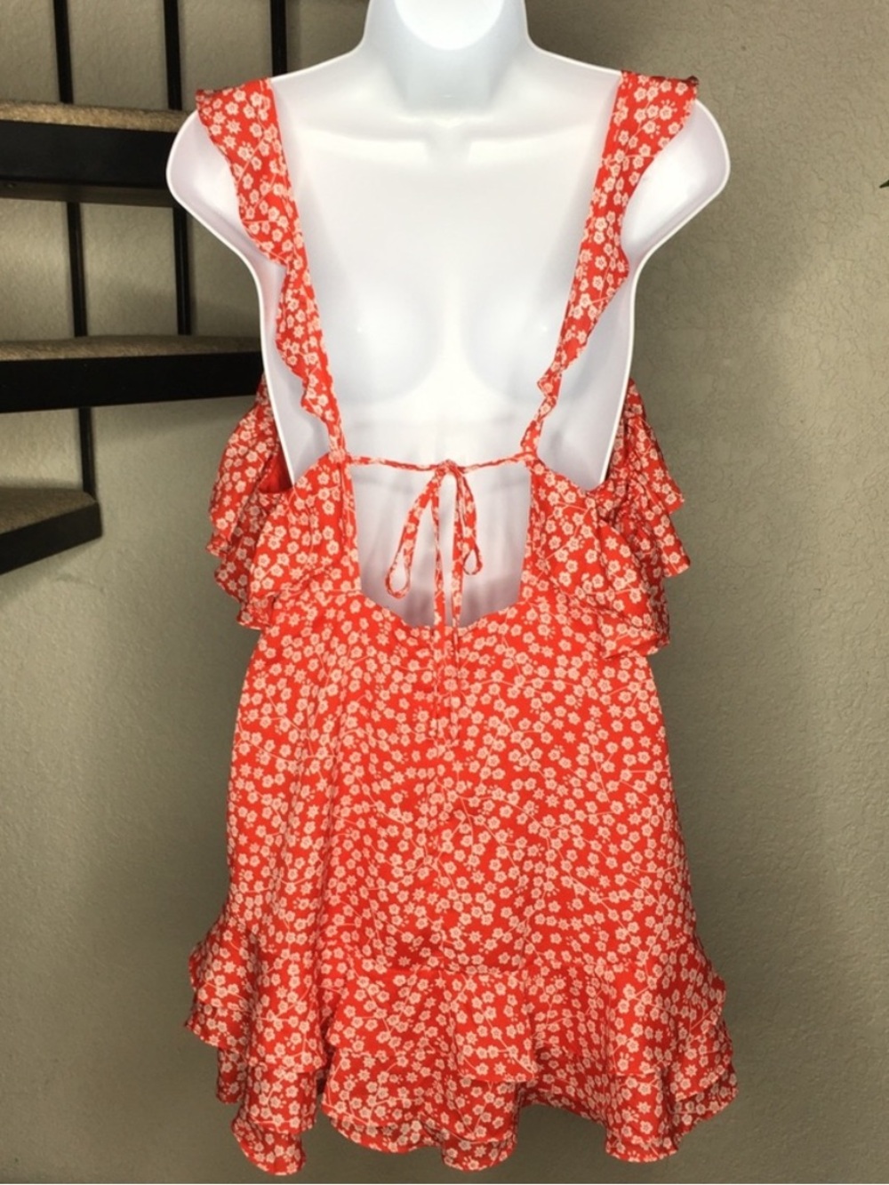 Red Floral Ruffle Cold-Shoulder Mini Dress - Picture 5 of 7